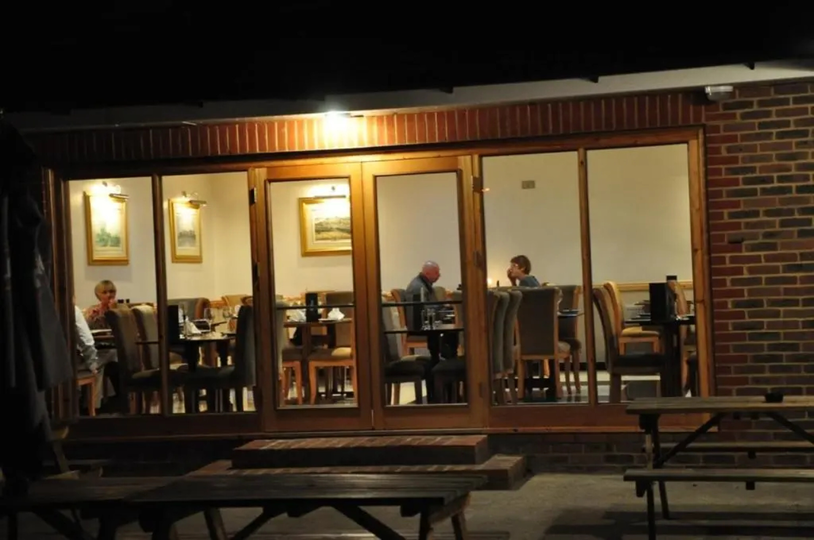 Acorn Lodge Gatwick