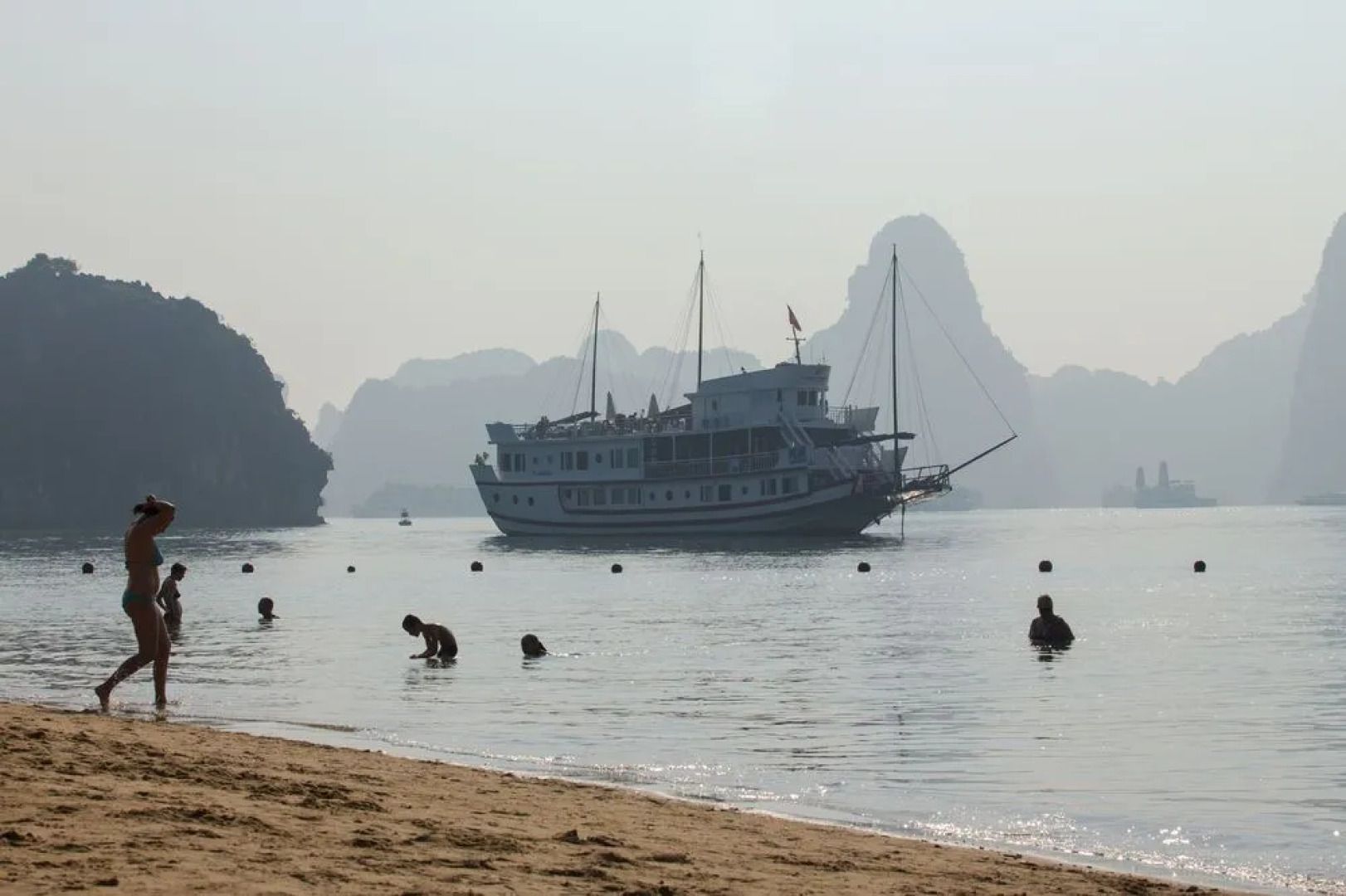 Flamingo Luxury Cruises