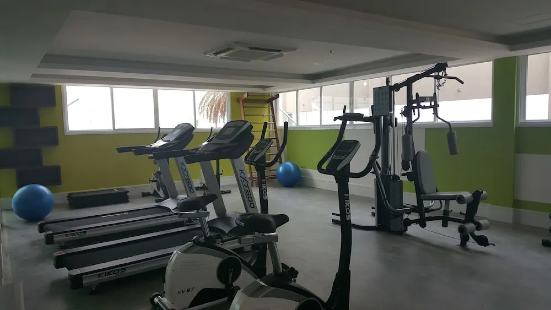 Ramada Hotel & Suites Macae