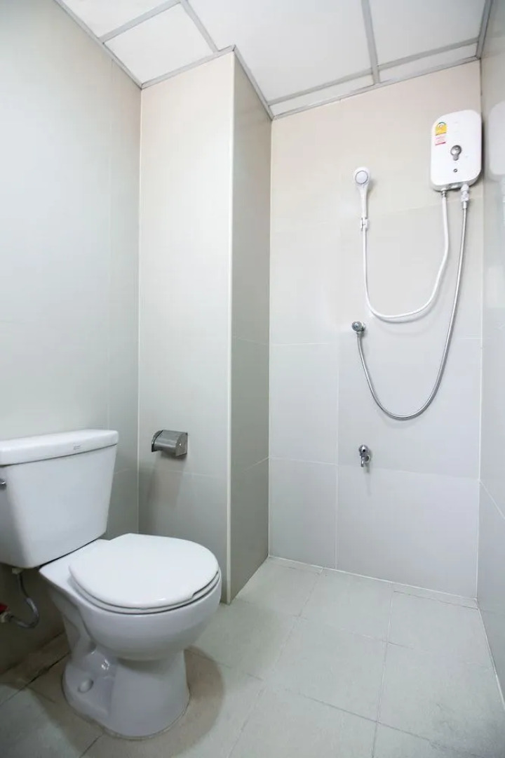 OYO 274 Meesook Residence