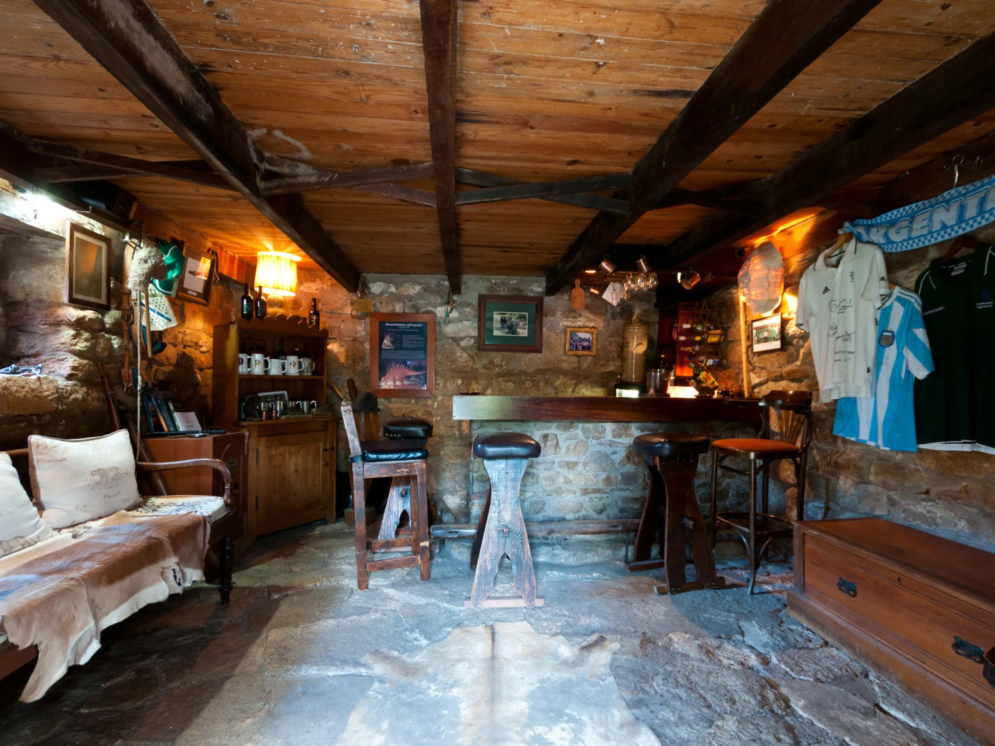 Leeuwenbosch Country House - Amakhala Game Reserve