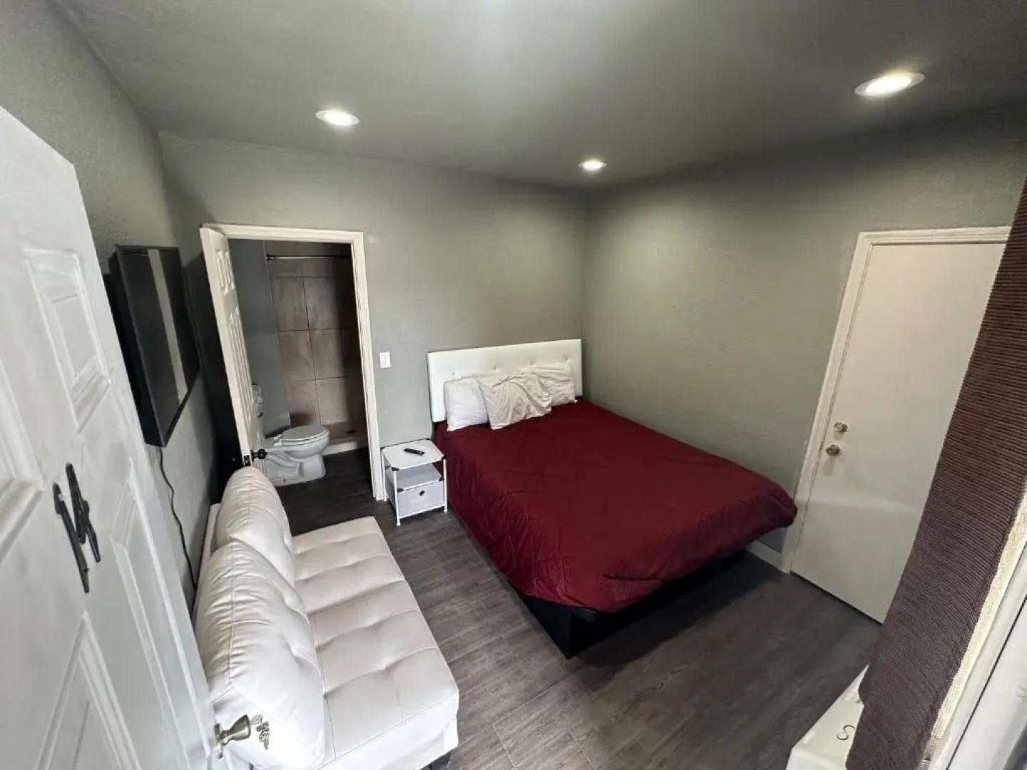 Mountain Trail Lodge & Vacation Rentals