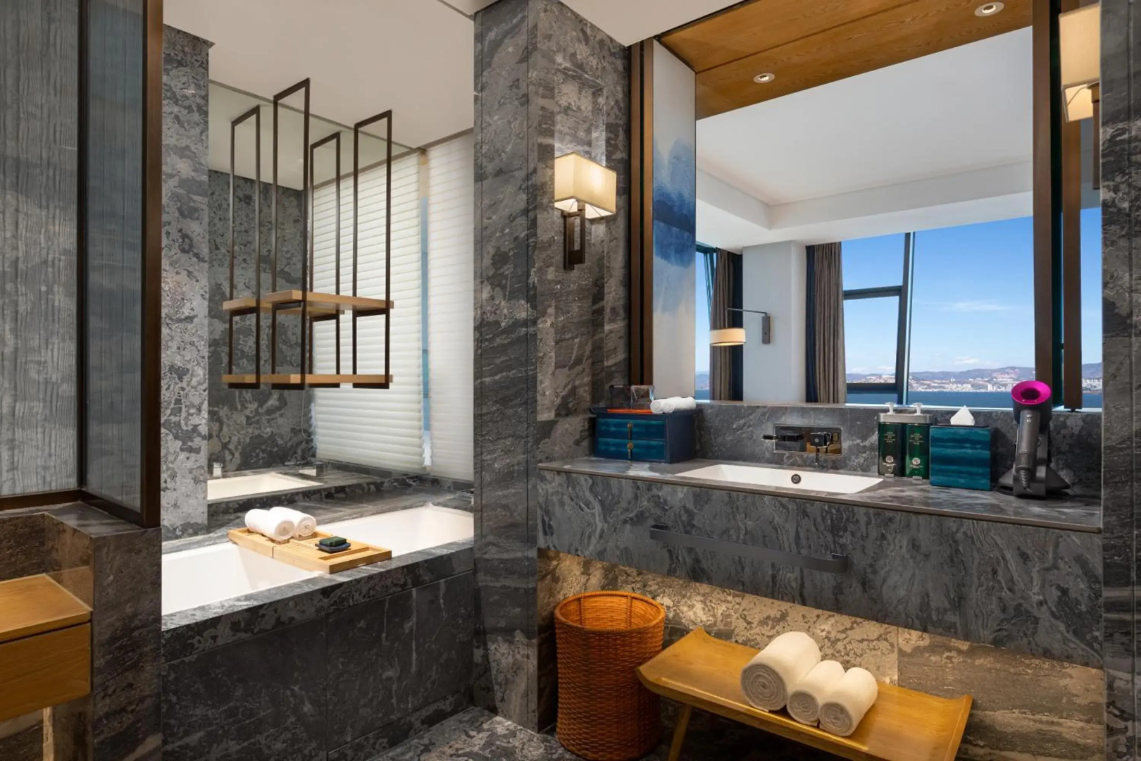 Hotel Indigo Dali Erhai, An Ihg Hotel