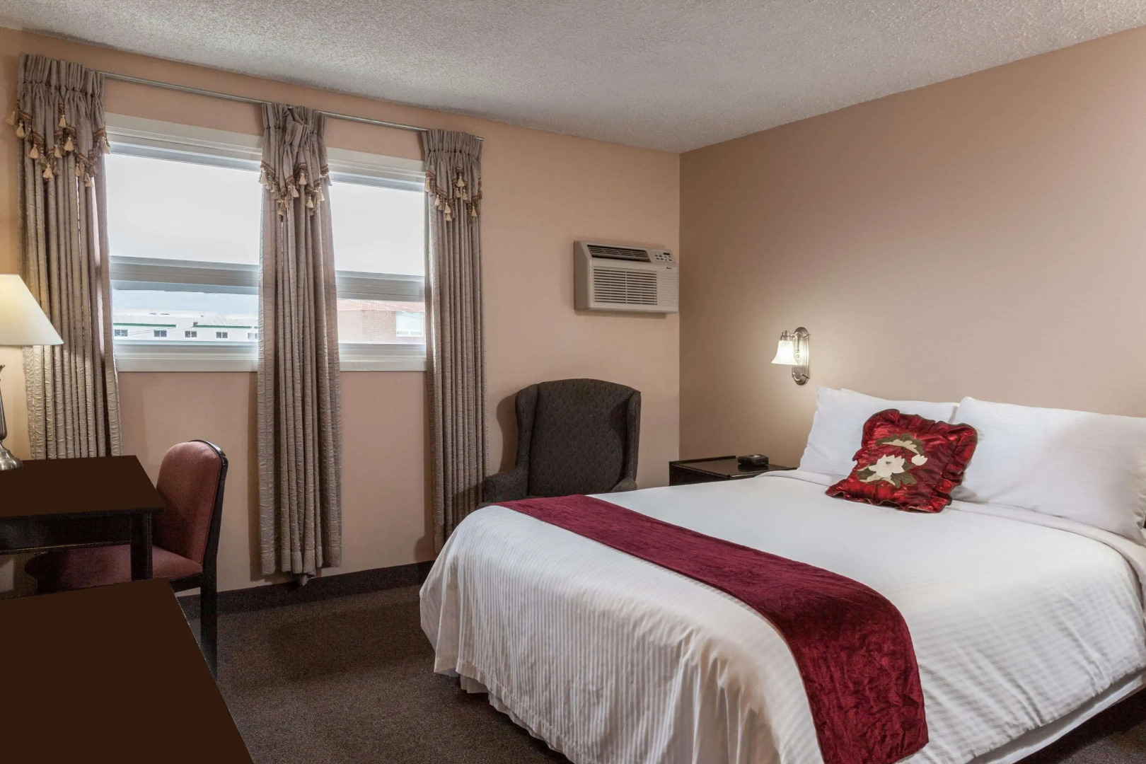 Days Inn by Wyndham Fredericton