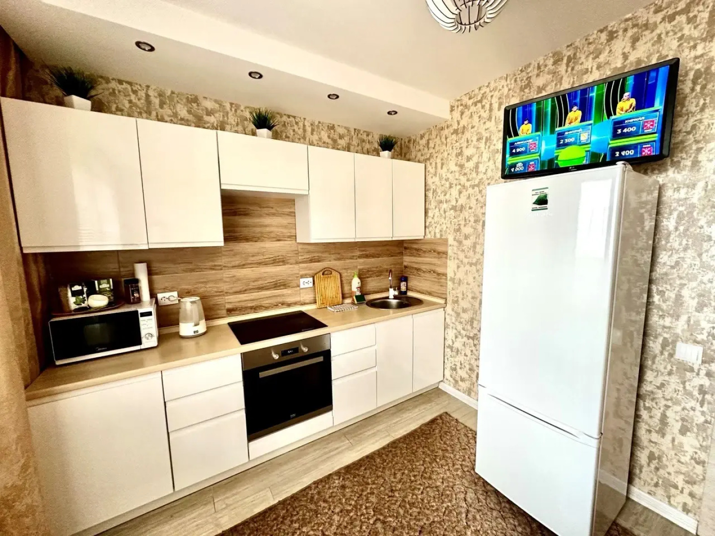 Фреш рум на улице Маршала Устинова, д.1