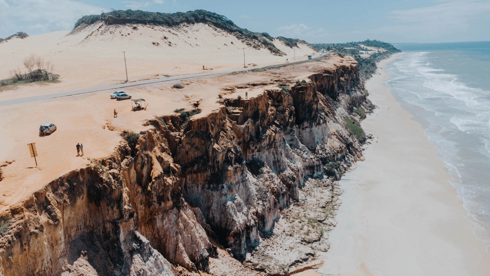 Madeiro Beach Hotel And Resort