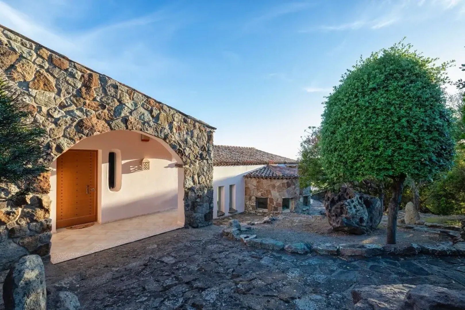 Clicksardegna Villa Tempra Luxury Retreat for Peace of Mind min Stay 28 Night