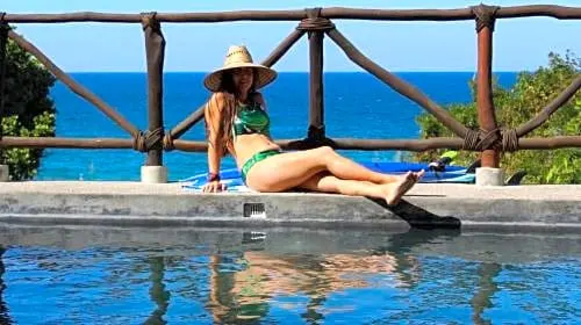 Pacific Nomads Earthbag House