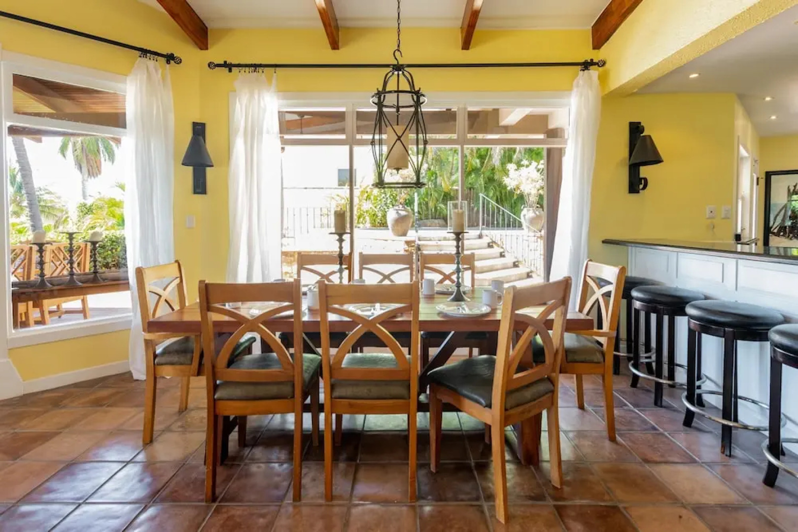 Luxury Flamingo home with ocean view sleeps 10 - walking distance from beach