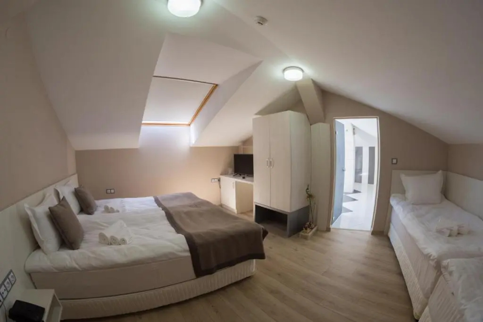 Hotel & Relax Zone Cattleya