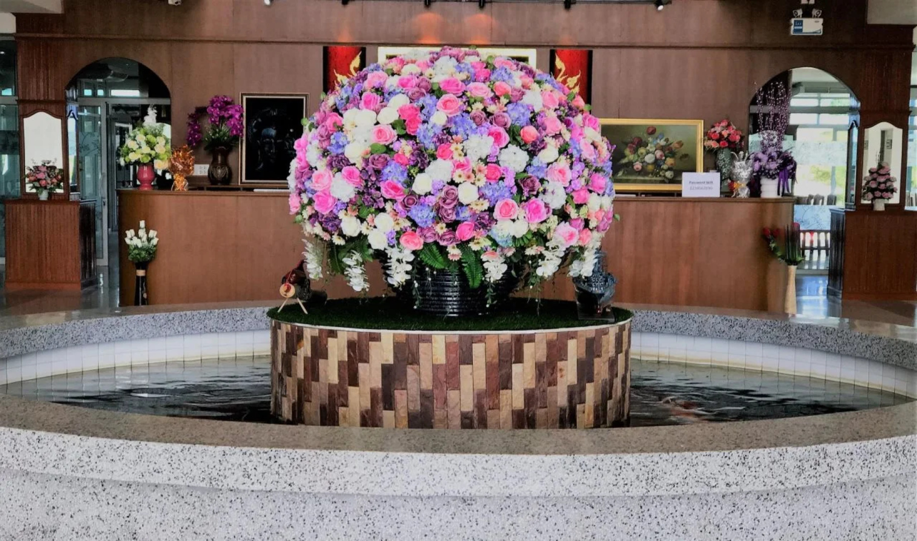 OYO 75394 Sakthong Grand Hotel