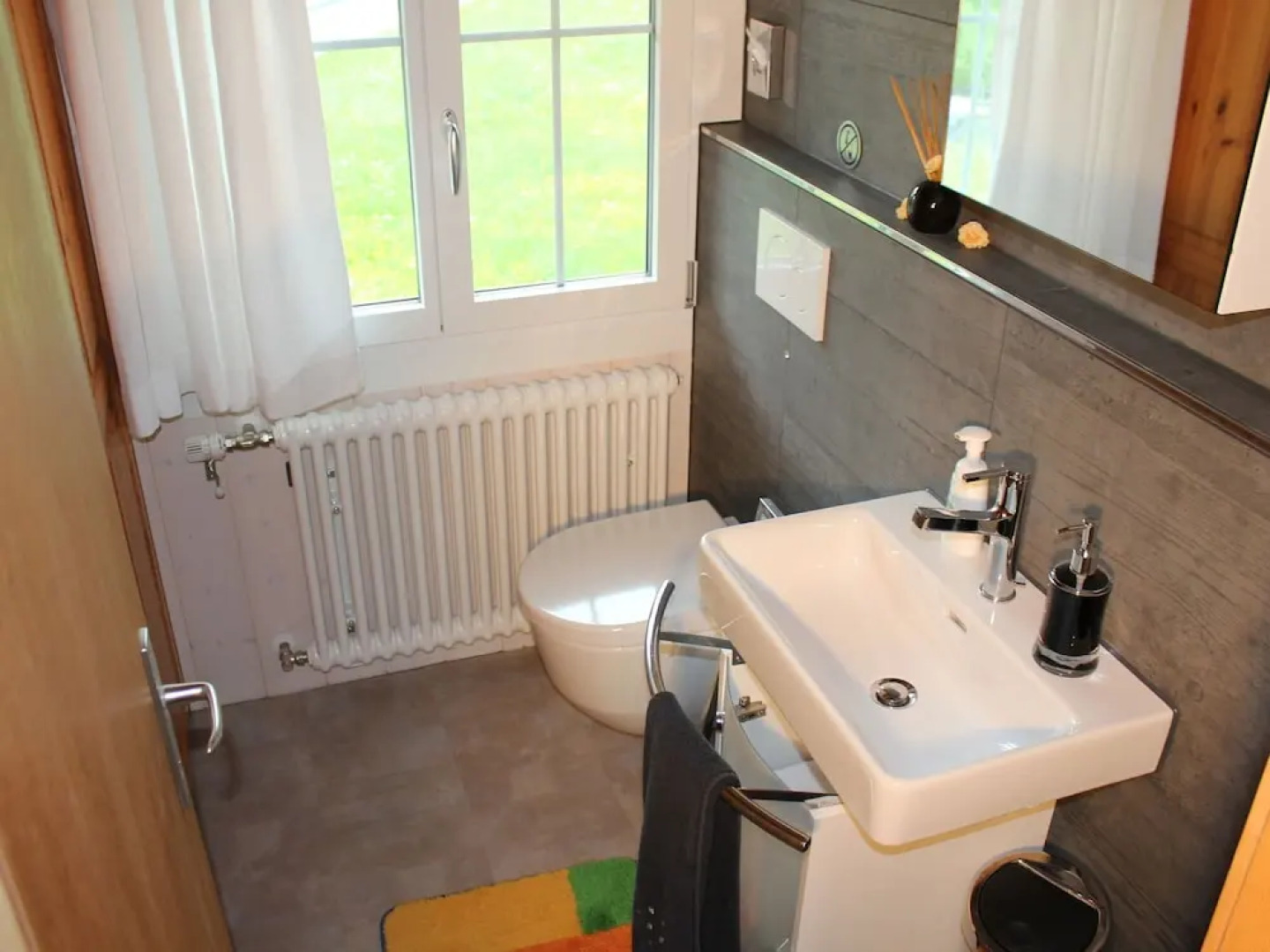 Carefully Furnished Holiday Residence In A Typical Berner Oberland House