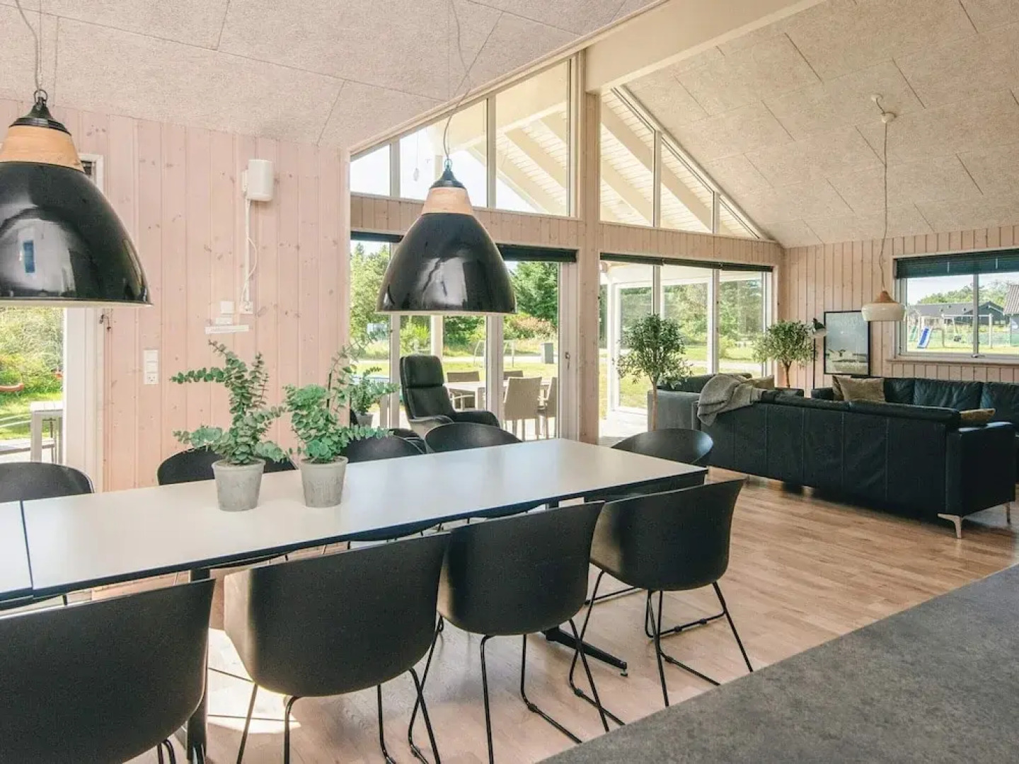 Luxury Pool Retreat in Blavand - By Traum Ferienwohnungen