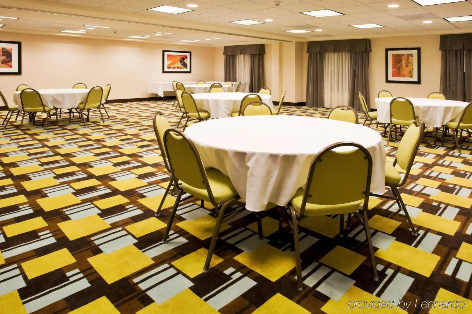 Holiday Inn Express Hotel & Suites Largo-Clearwater by IHG