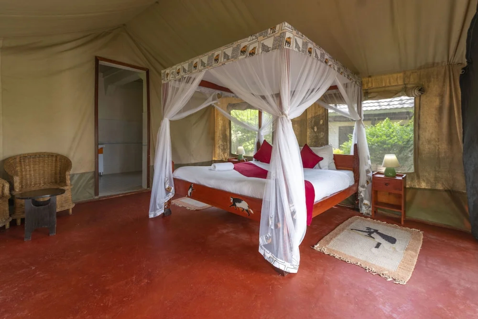 Crater Lake Tented Camp & Game Sanctuary