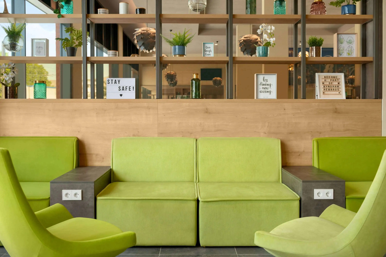 Super 8 by Wyndham Mainz Zollhafen