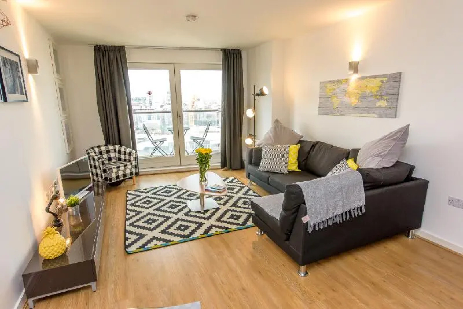 Approved Serviced Apartments Skyline Central II