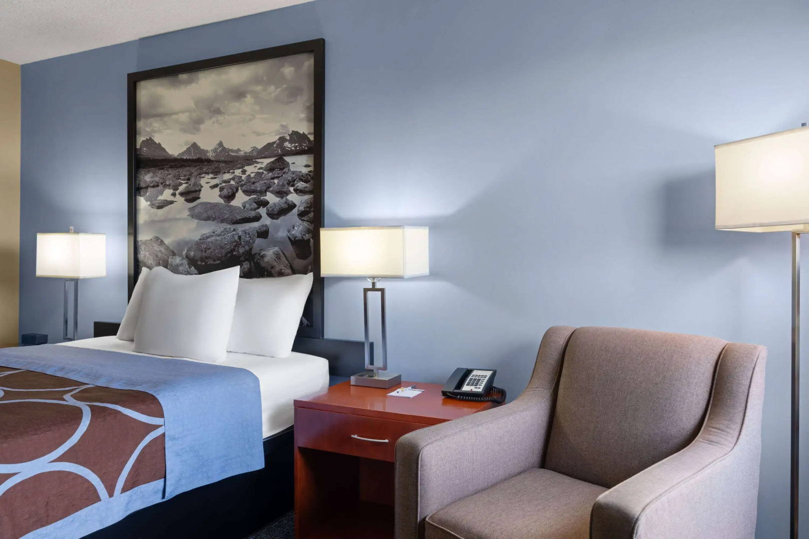 Super 8 by Wyndham Sherwood Park/Edmonton Area