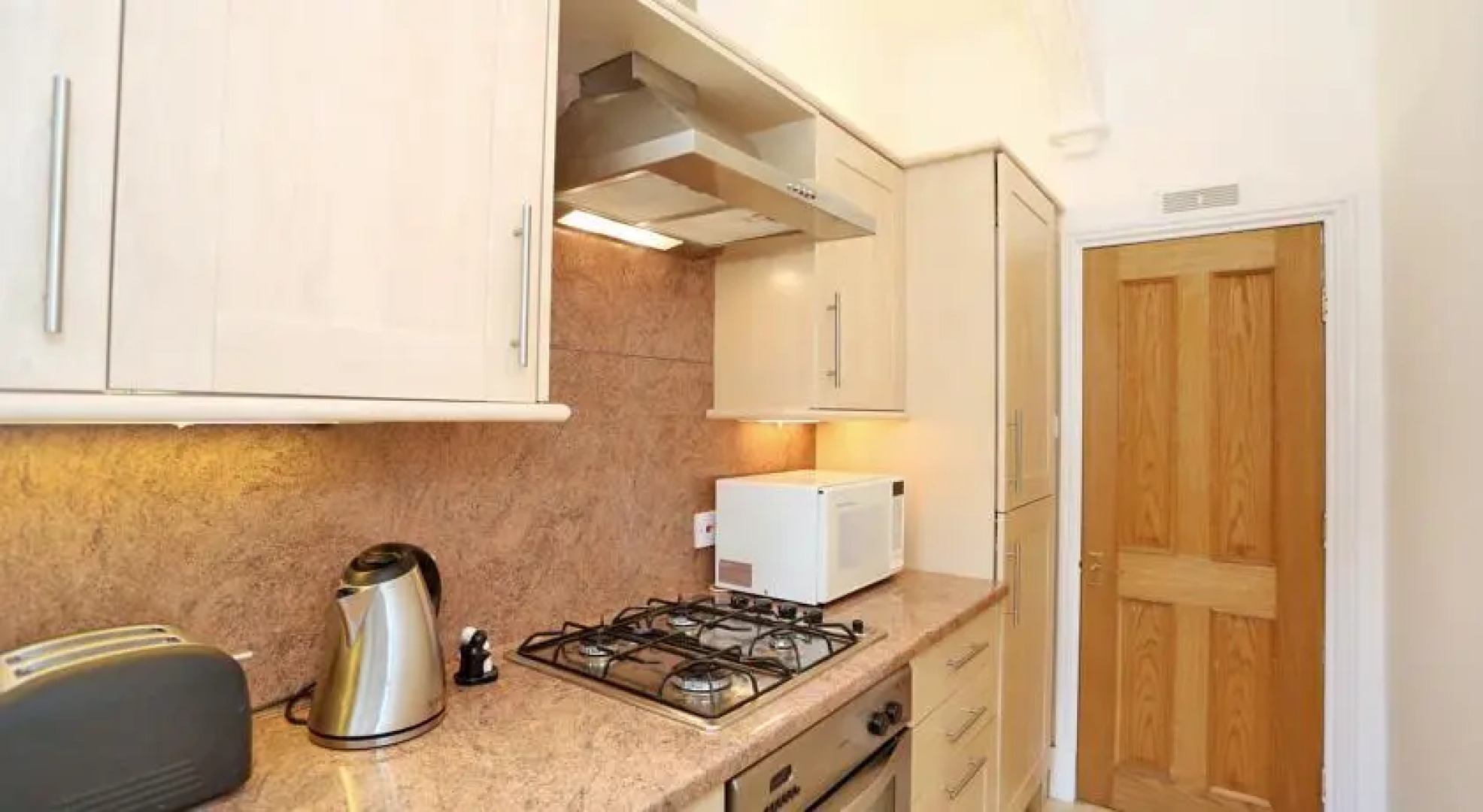 Jenya Properties - Forest Road