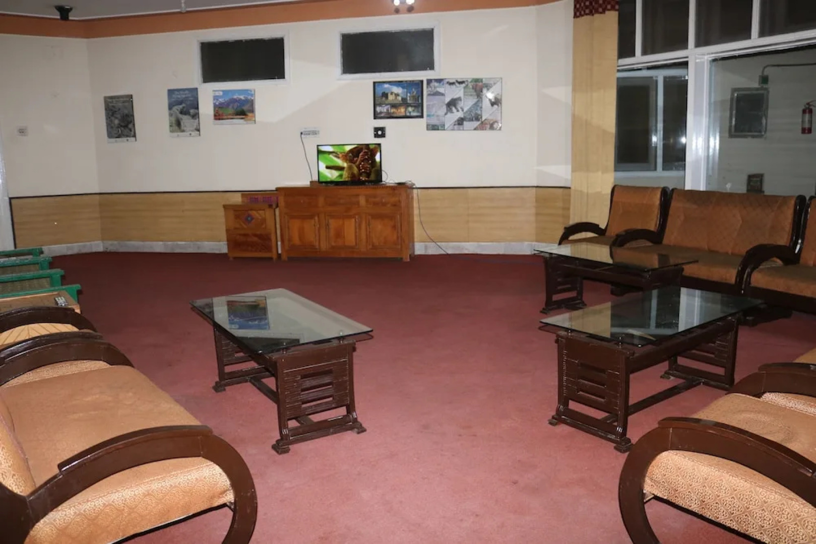 Grand Continental Hotel Gilgit