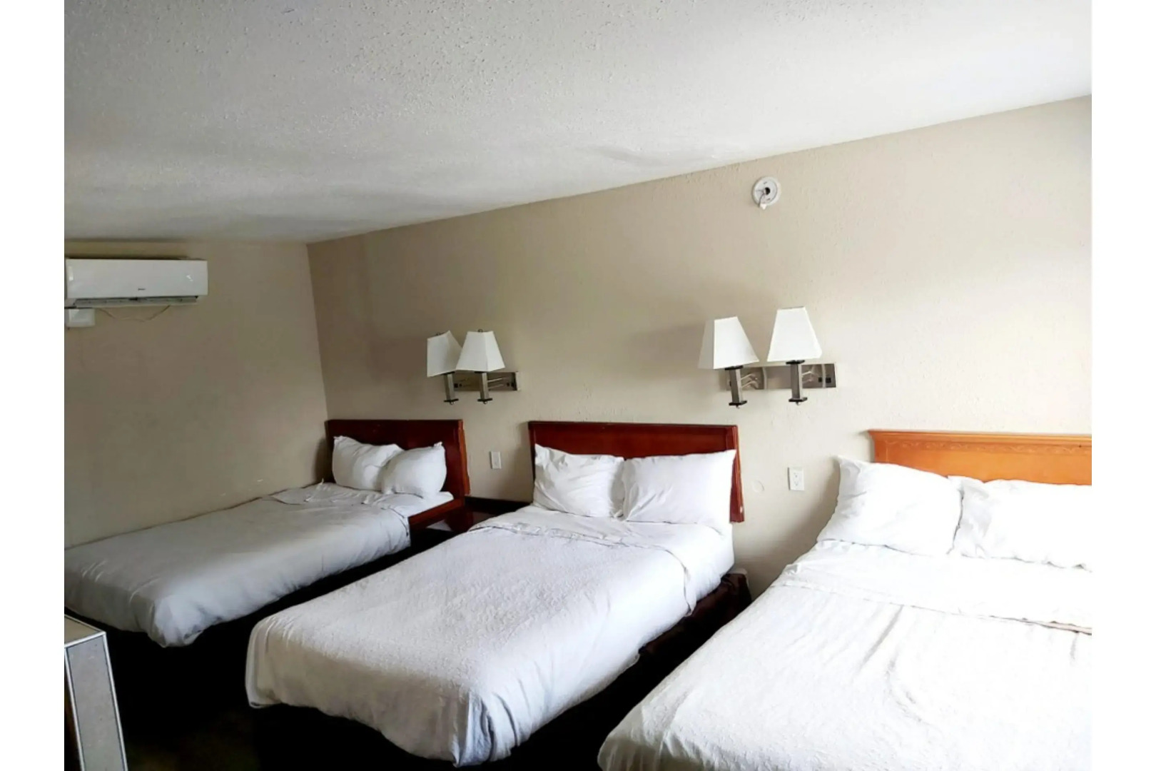 Travel Inn By OYO Omaha