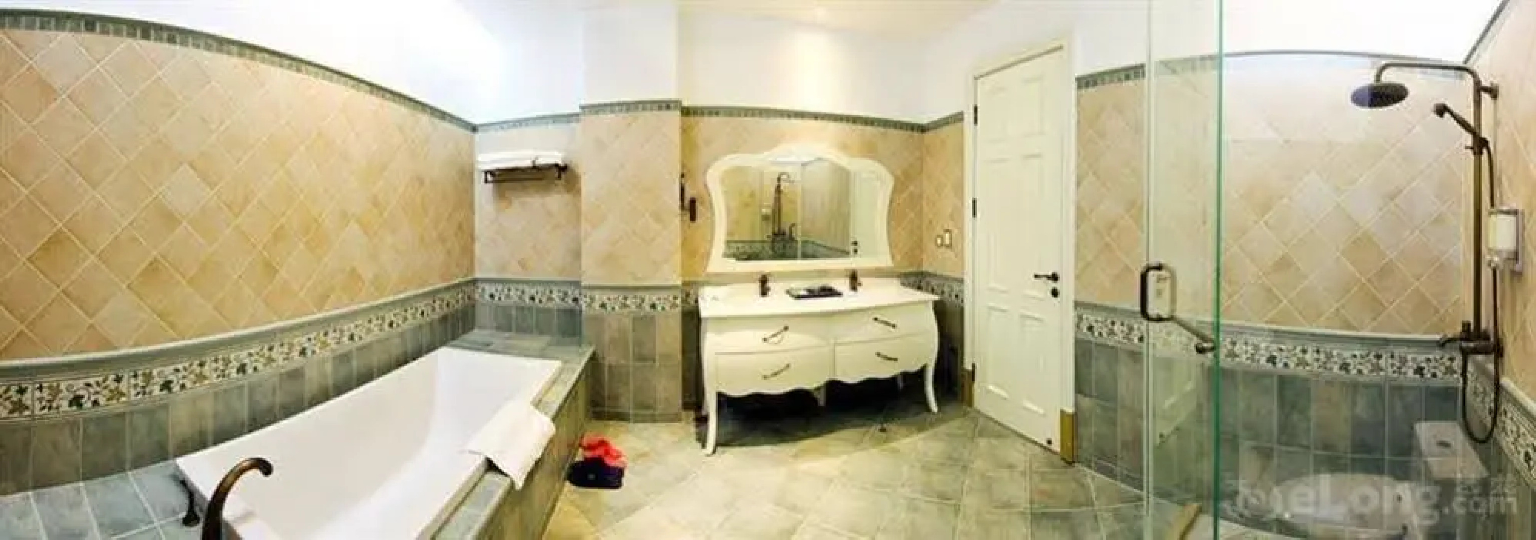 Yantai Blue Sky Hotel