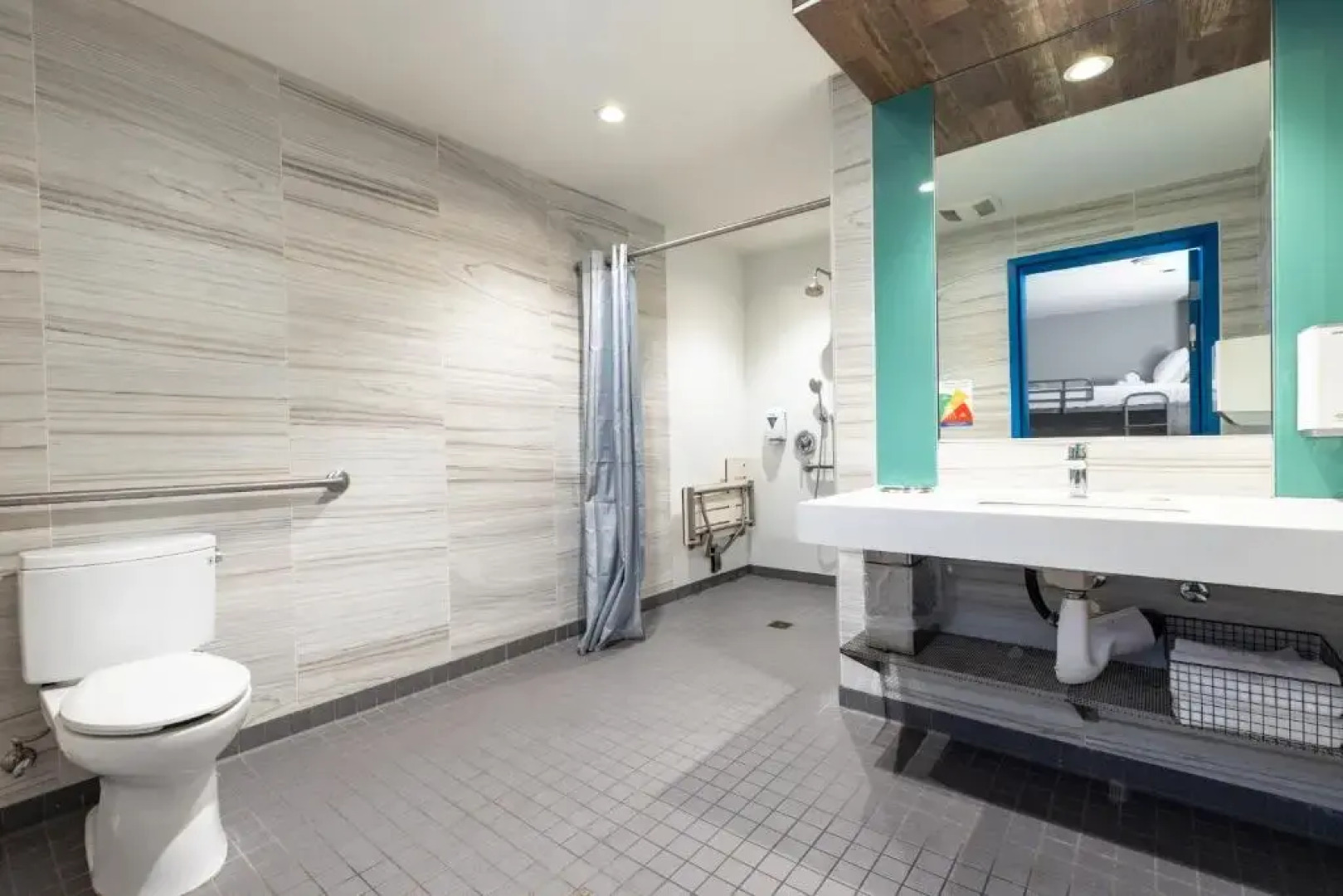 HI Los Angeles Santa Monica Hostel