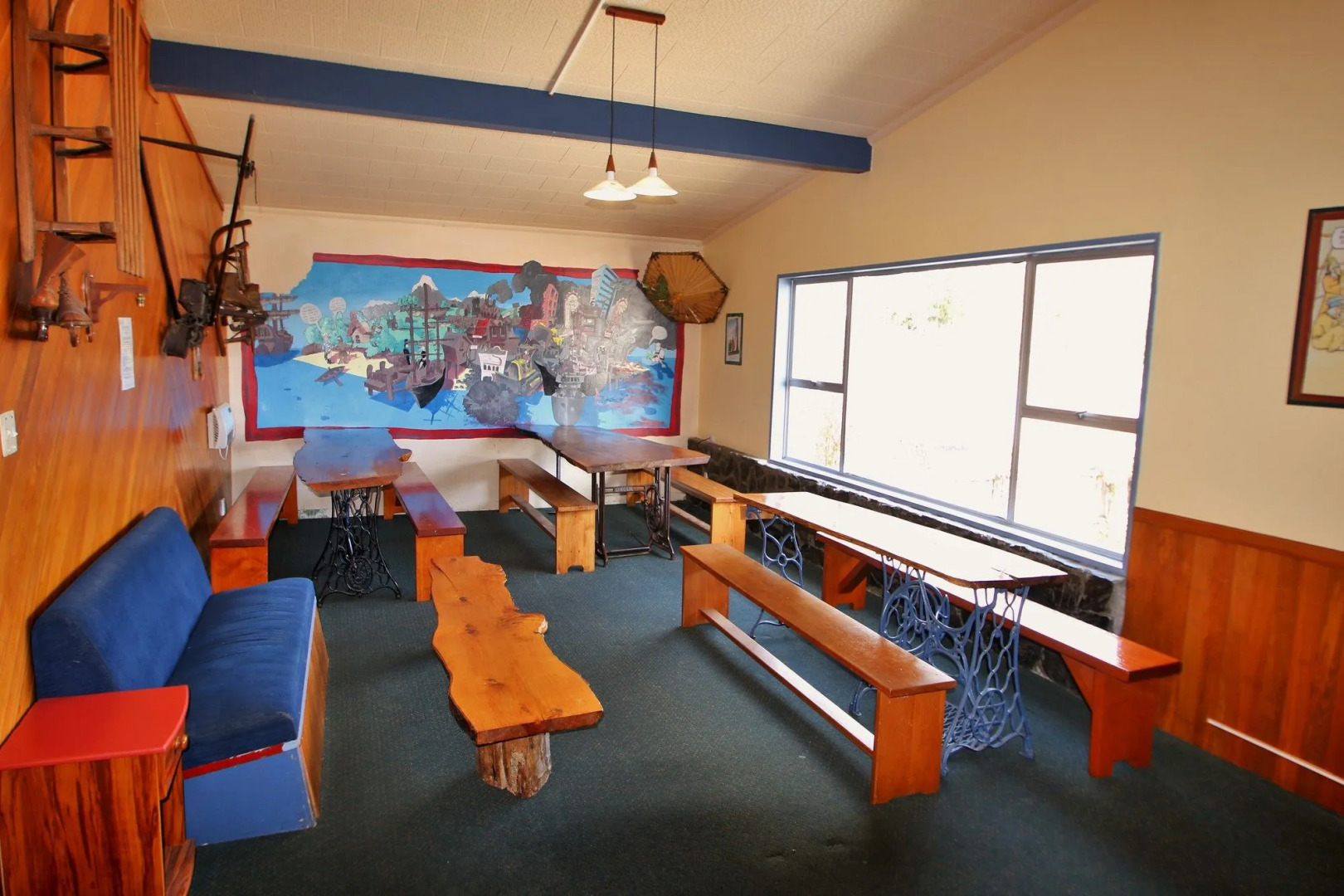 Chateau Backpacker & Motels