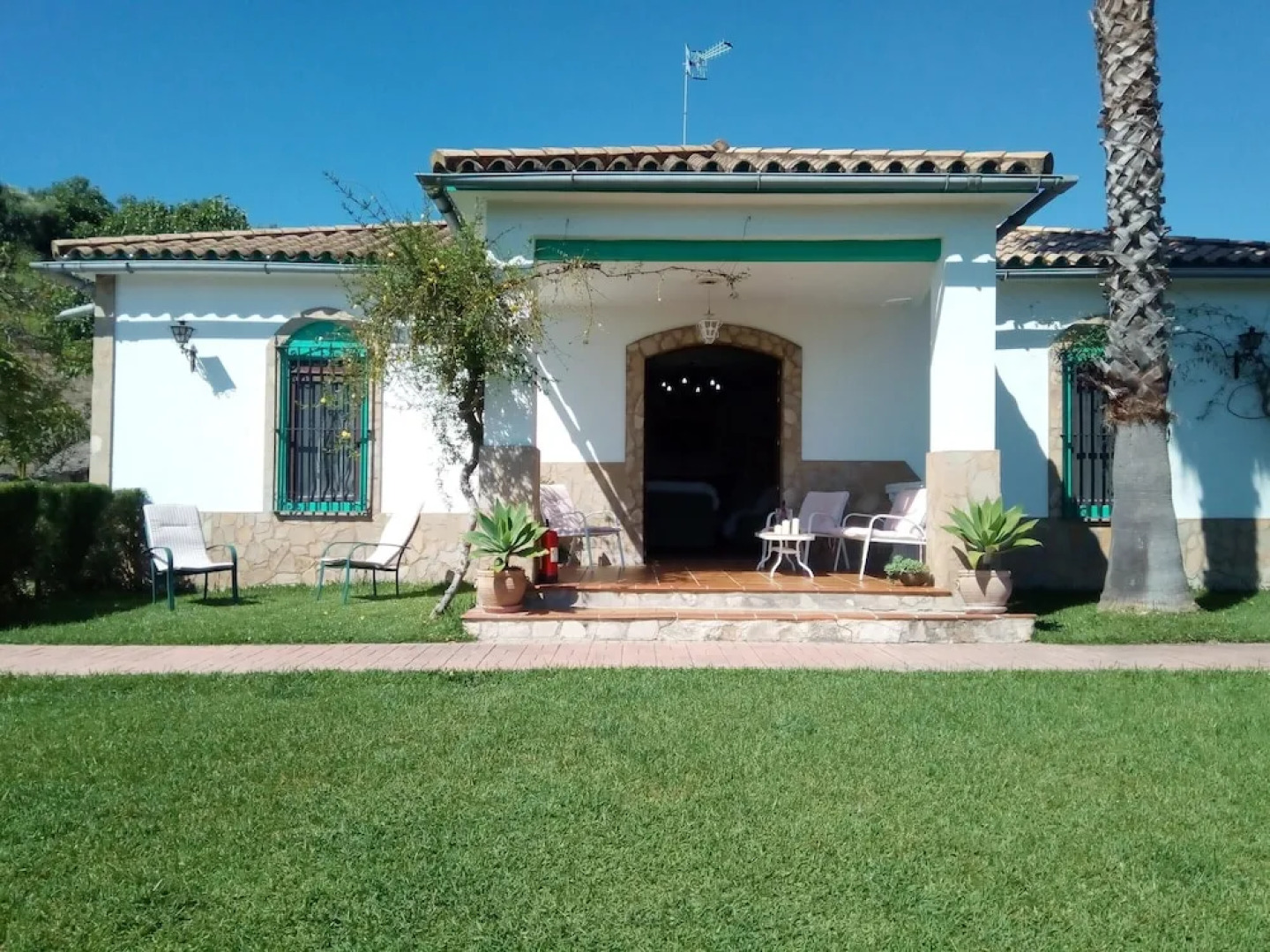Villa With 4 Bedrooms in Prado del Rey, With Private Pool, Enclosed Garden and Wifi