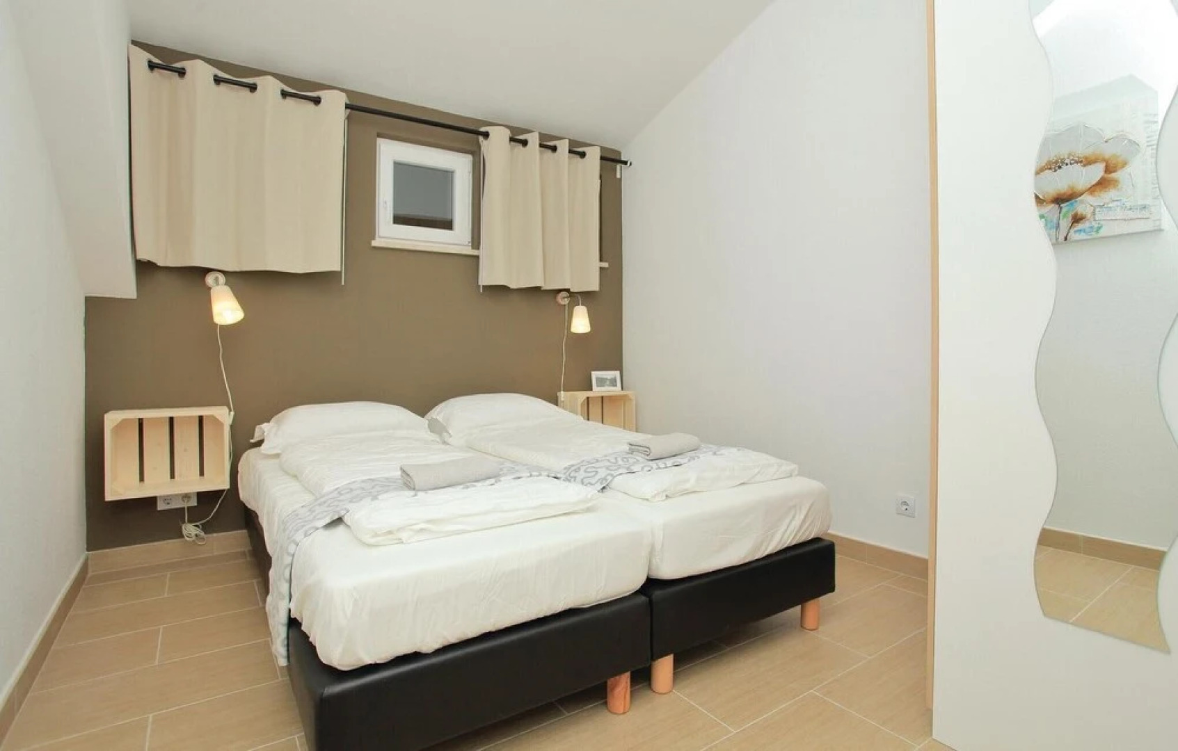 Stunning Home in Prigradica With Jacuzzi, Wifi and 8 Bedrooms