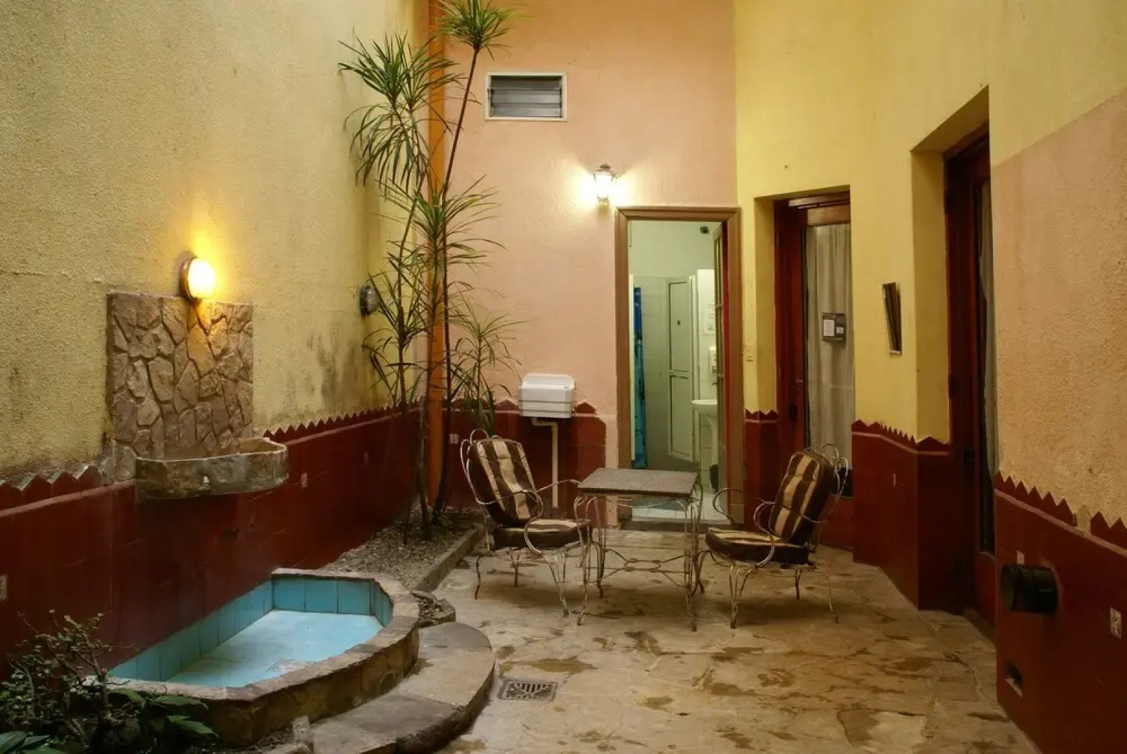 La Casona de Don Jaime 2 and Suites - Hostel