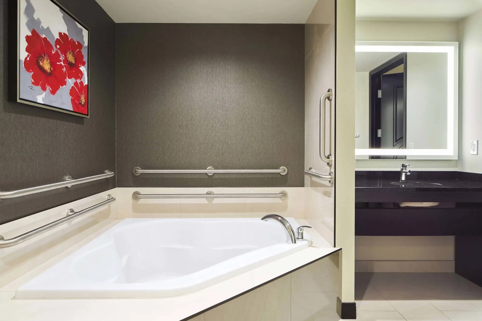 The Davenport Grand, Autograph Collection