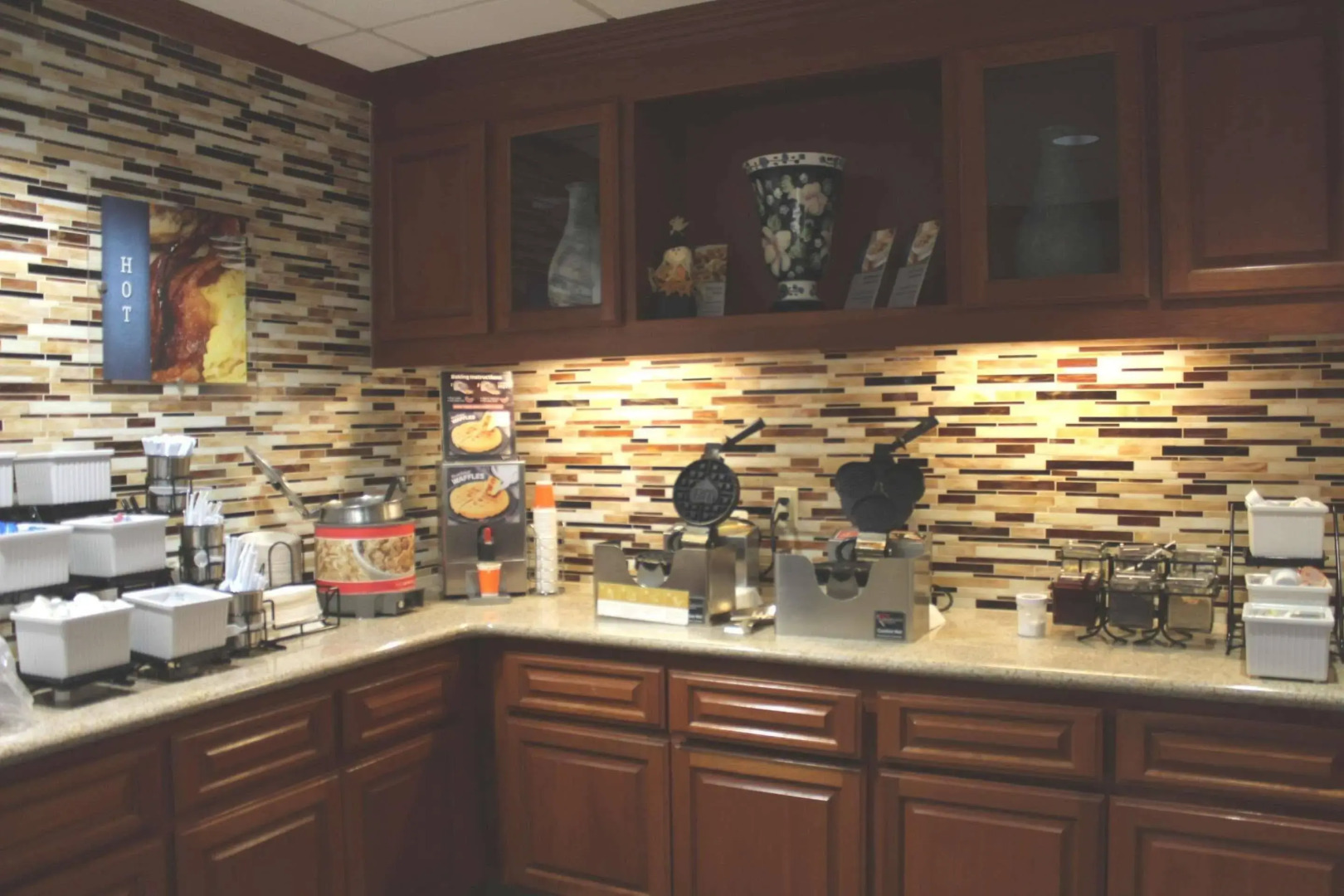 Best Western Plus Arrowhead Hotel