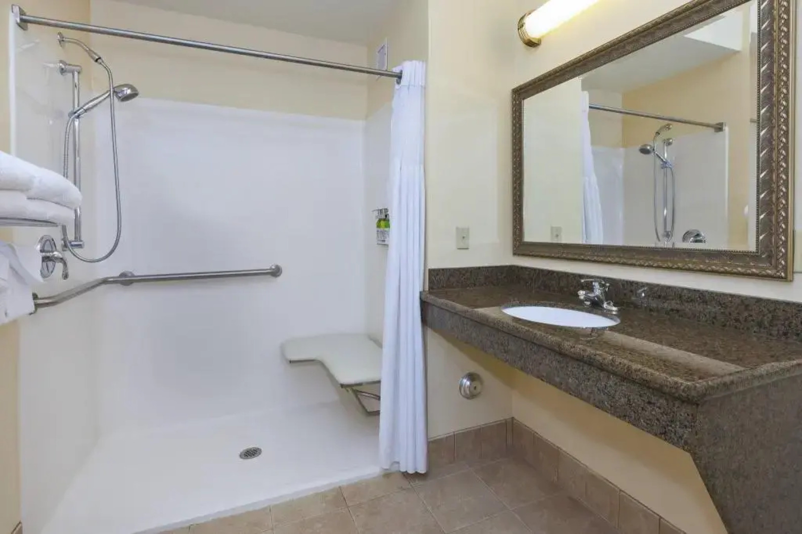 Staybridge Suites Lansing - Okemos by IHG