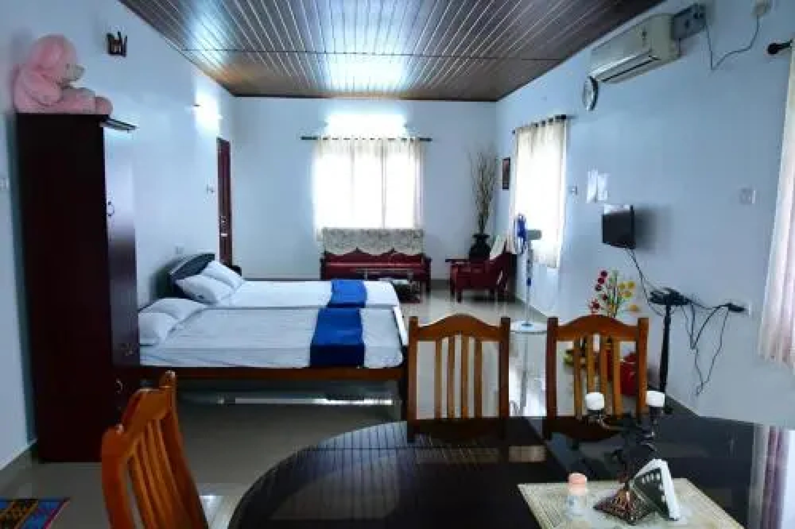 Royal Beach Abode
