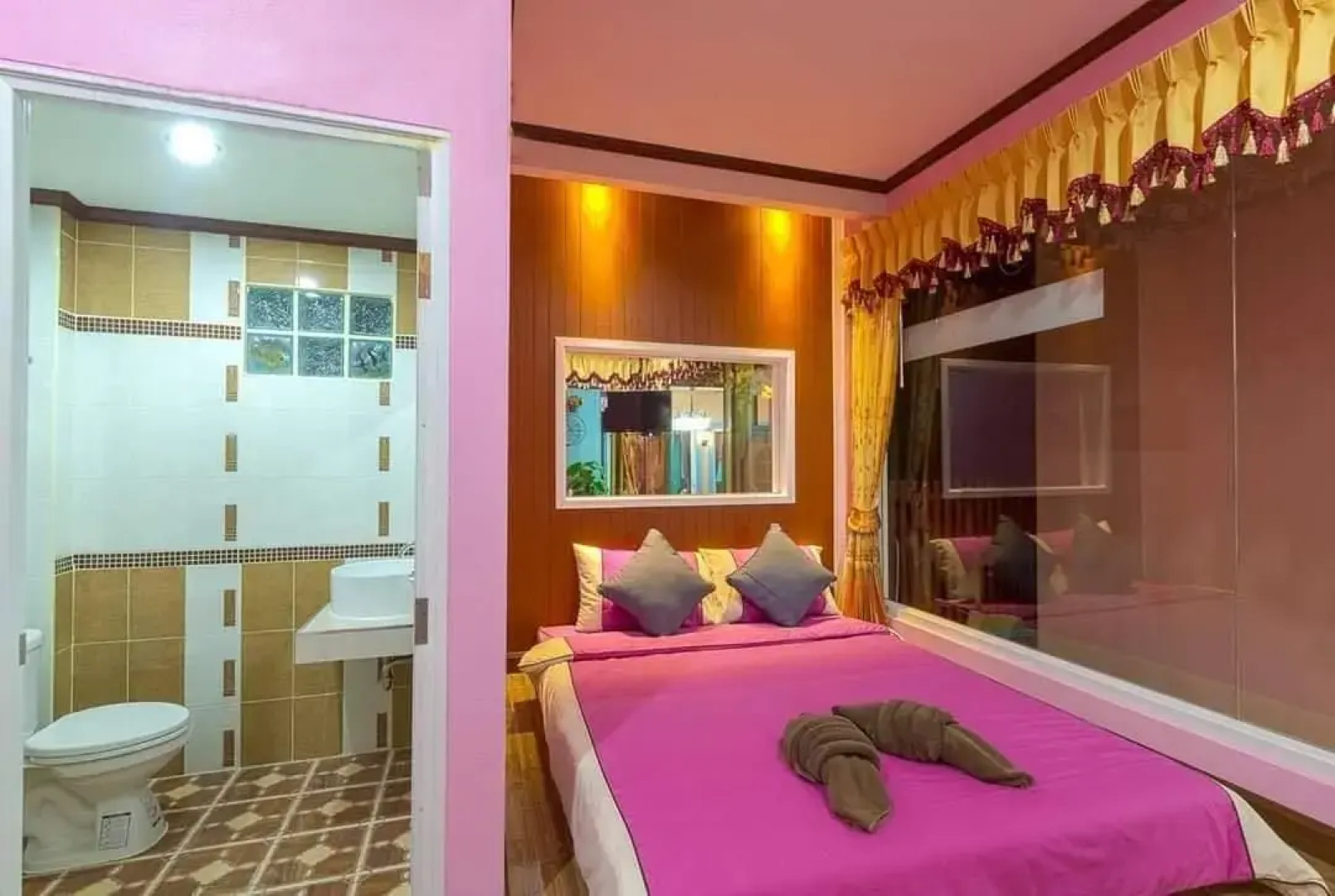 Baan Tonpai Koh Larn