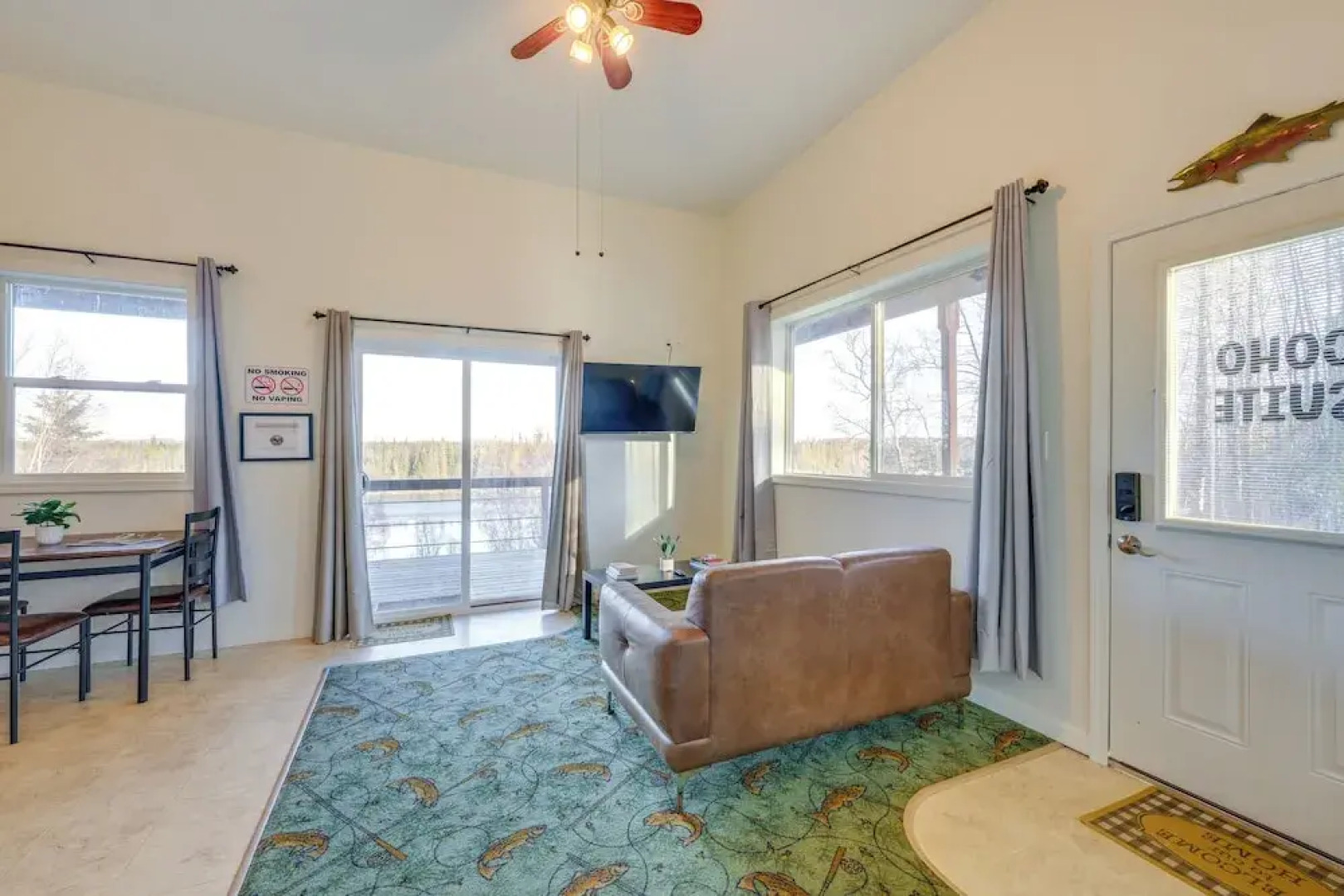 River Views & Fire Pit: Cozy Soldotna Apartment!
