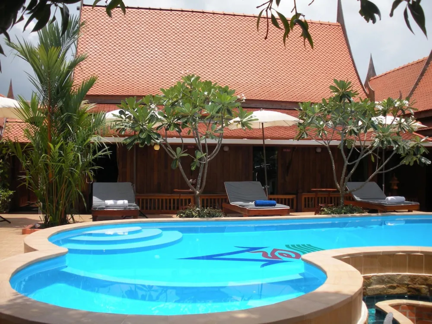 Reunrimnam Resort & Restaurant