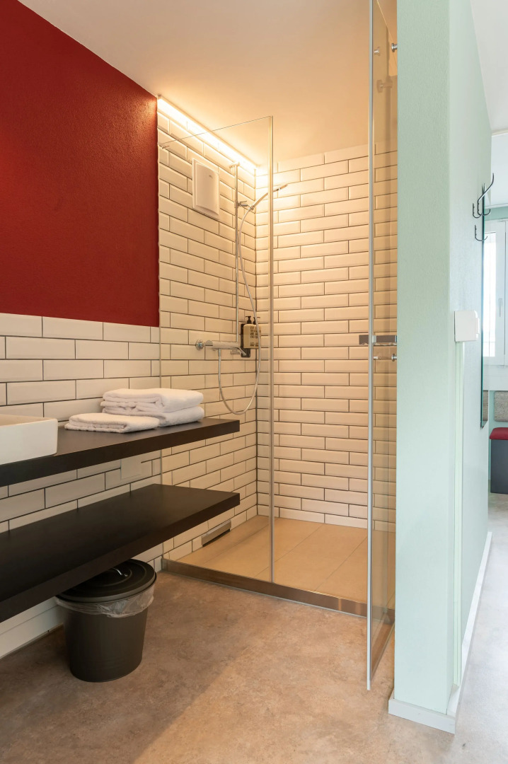 Emma's Hotel - Bed & Breakfast Self Check-in Hotel