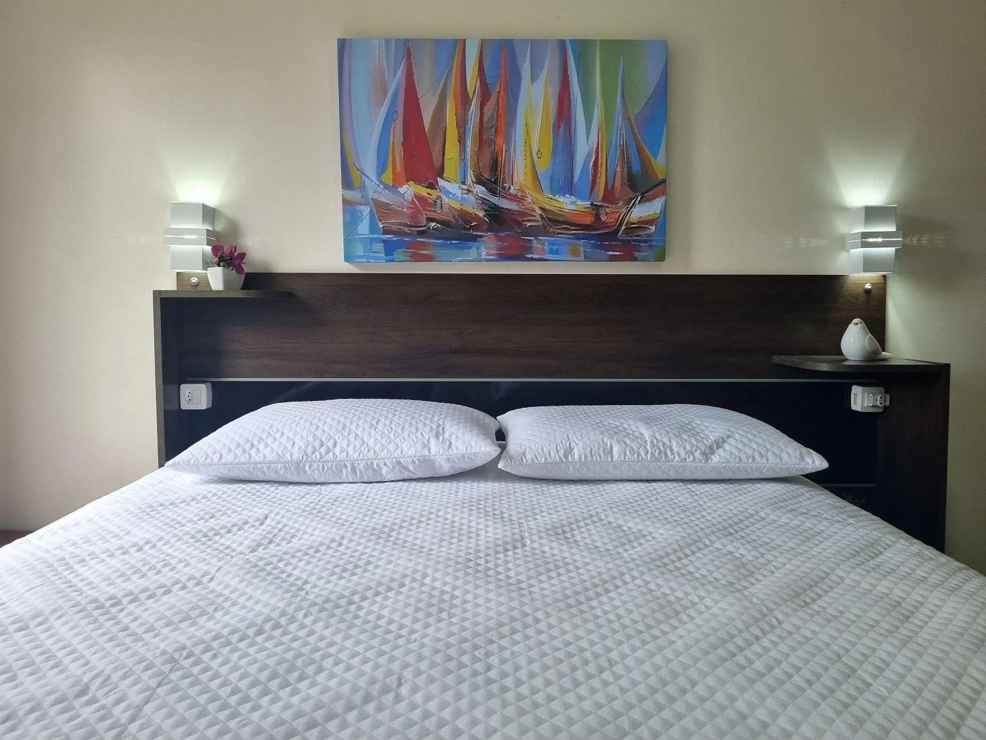 Apto em frente à praia em Caraguatatuba