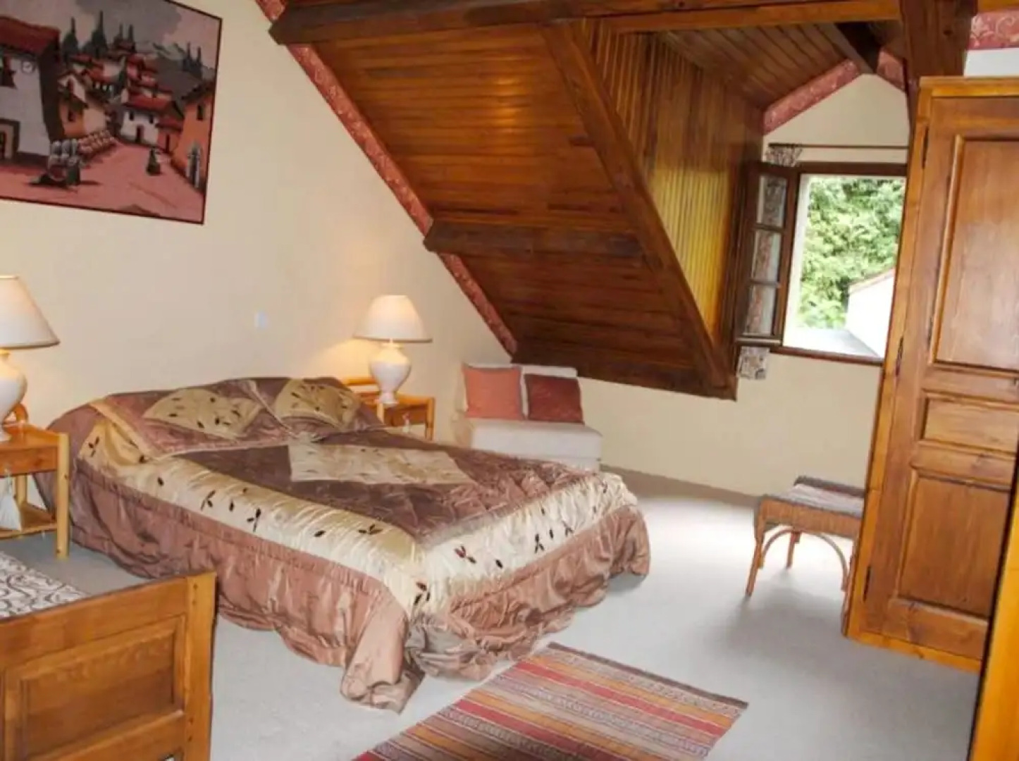 Villa With 4 Bedrooms in Saint-pierre-des-tripiers, With Wonderful Lak
