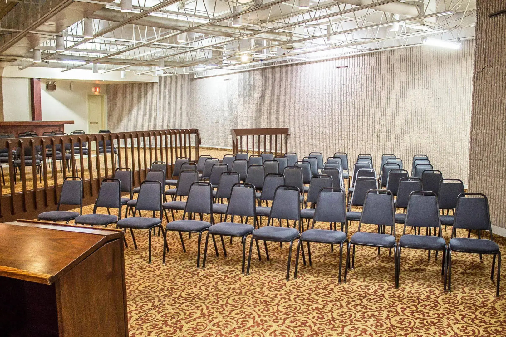 Howard Johnson by Wyndham Columbus State Fairgrounds I-71