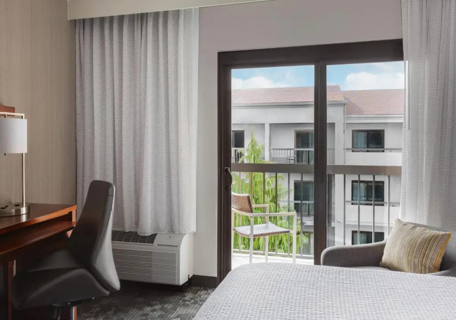 Courtyard by Marriott Philadelphia Devon/Villanova