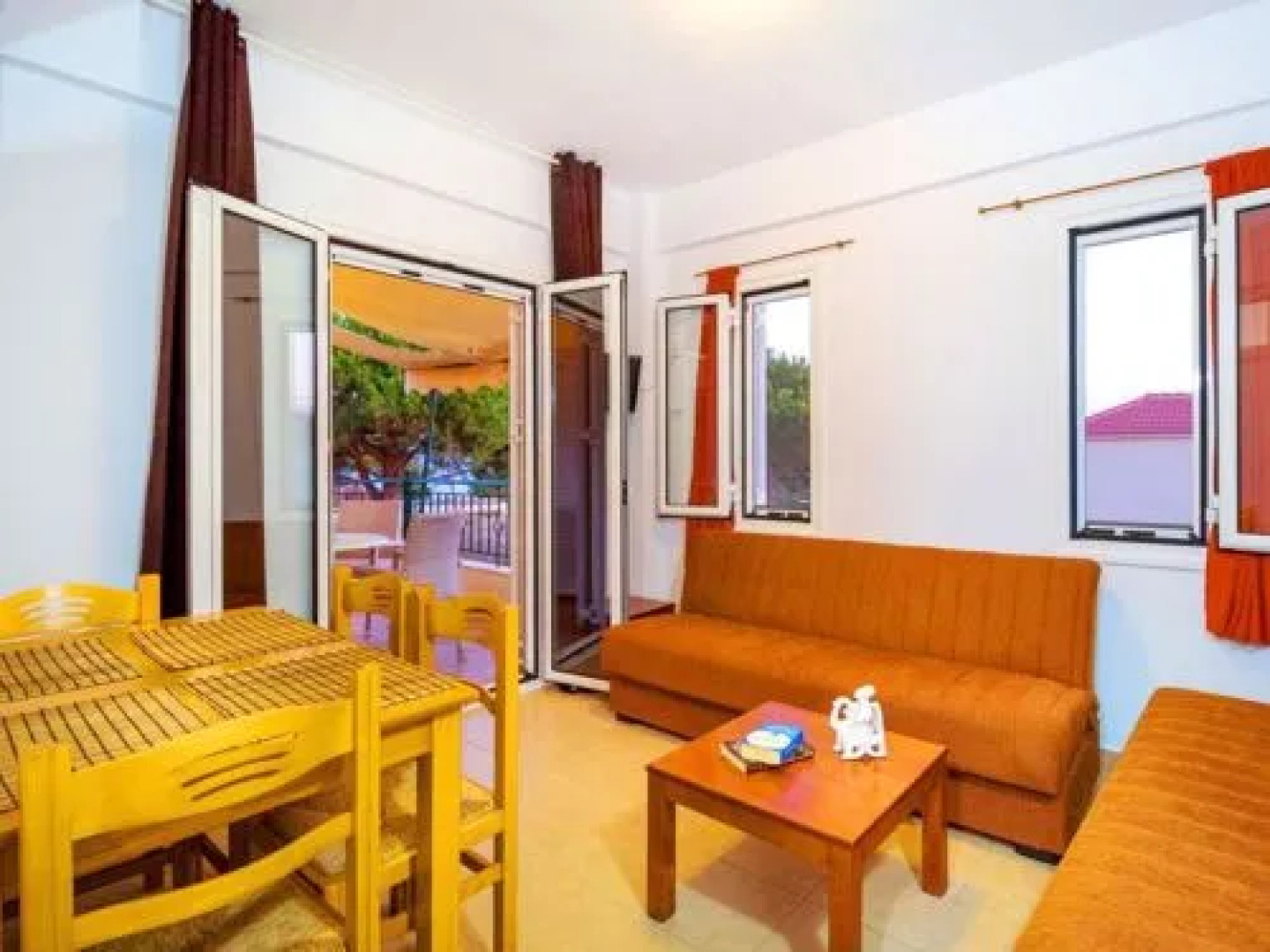 Romanos Beach Villas By Xenia Resorts