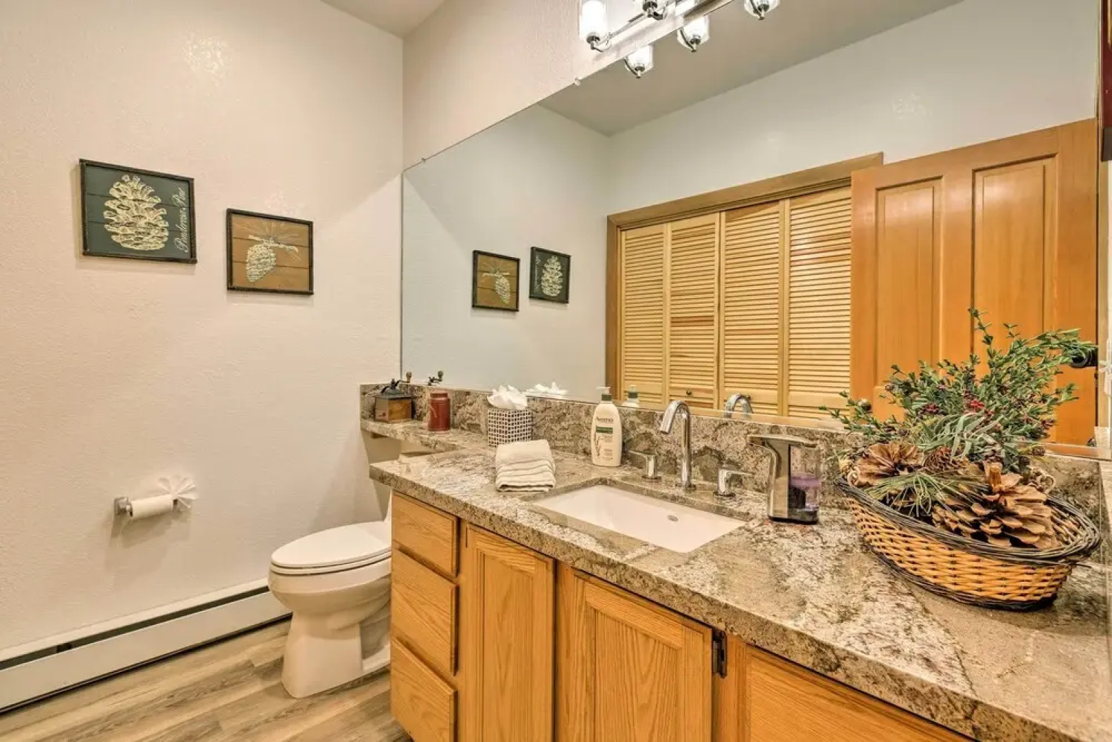 Incline Village Townhome w/ Forest-view Deck