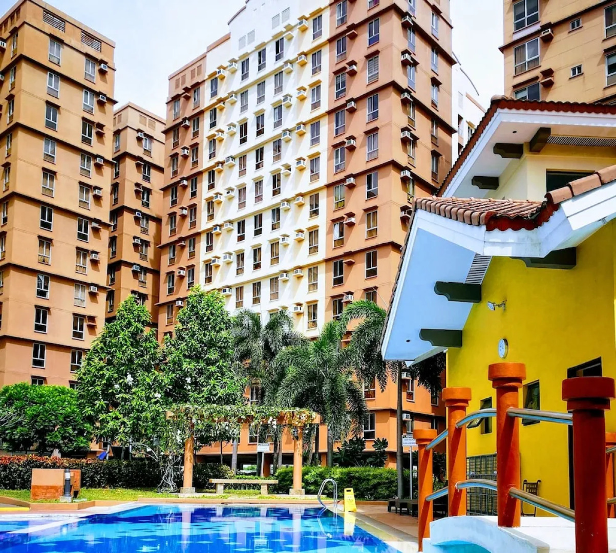 Cozy Condo Studio Near Airport with Wifi