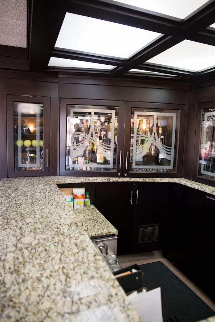 Admiral Inn Hamilton