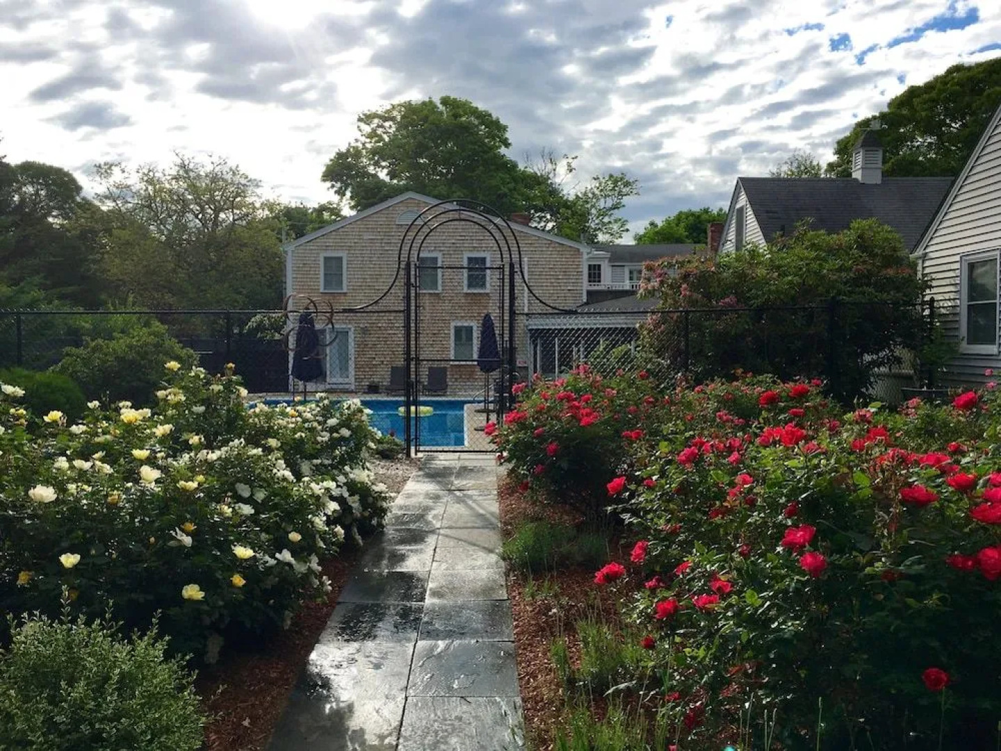 The Platinum Pebble Boutique Inn - Adults Only