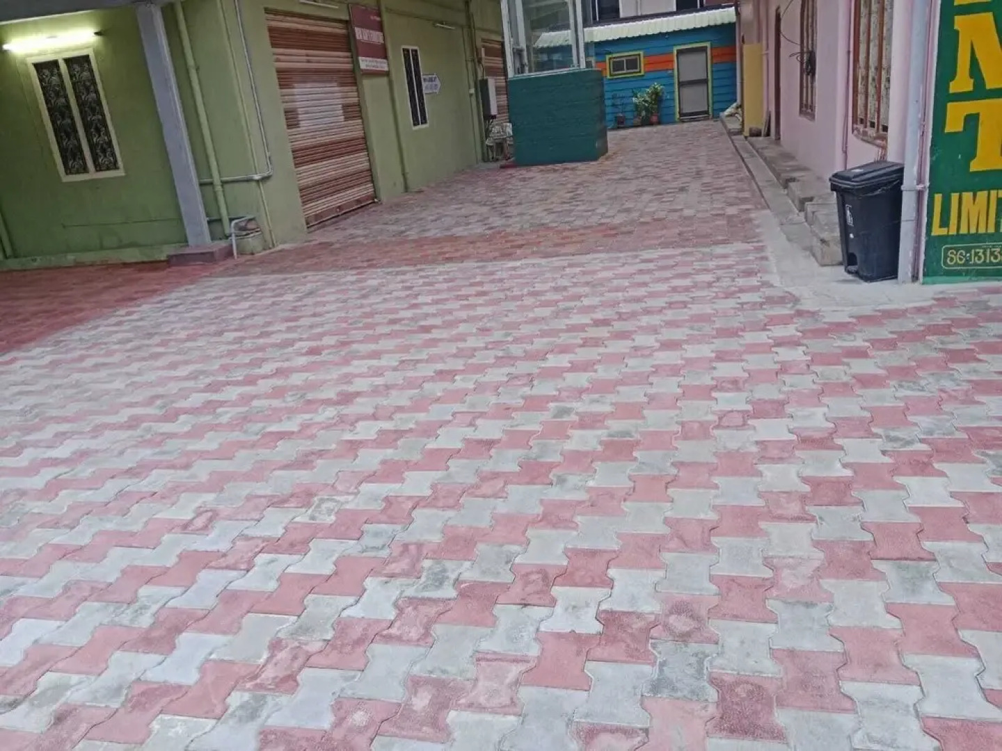 Sri sapthagiri lodge