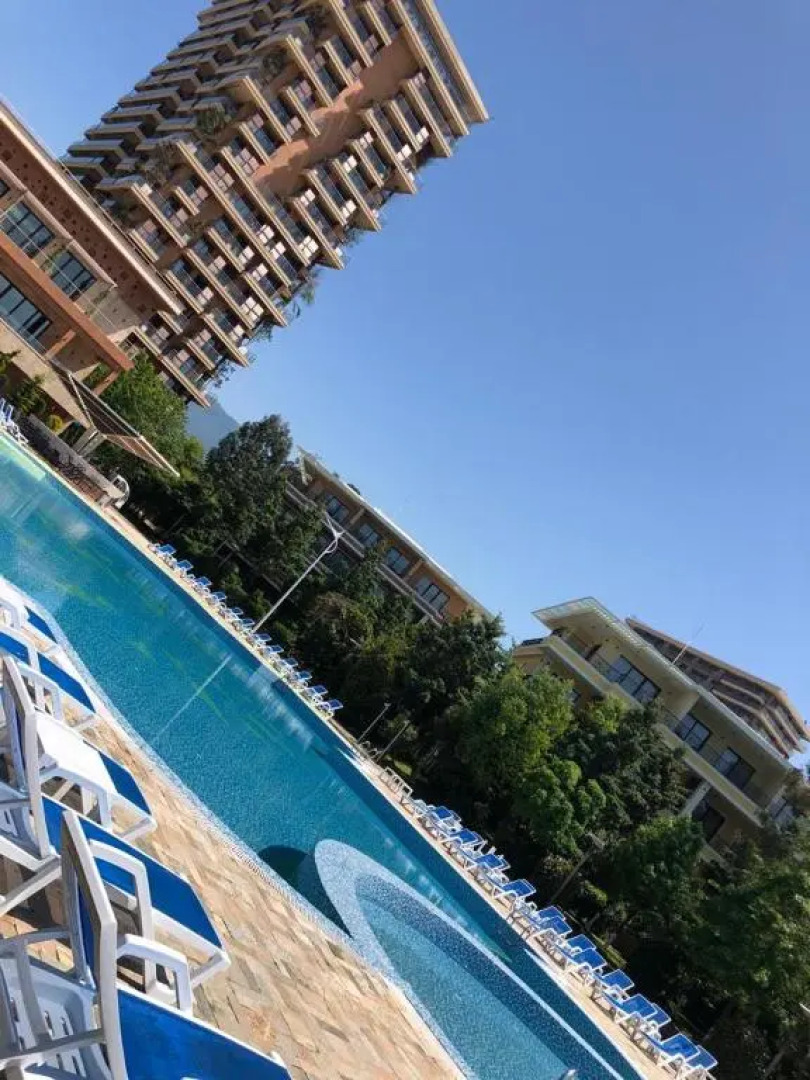 Leo Group BEST STUDIO 1101 Dreamland Oasis CHAKVI